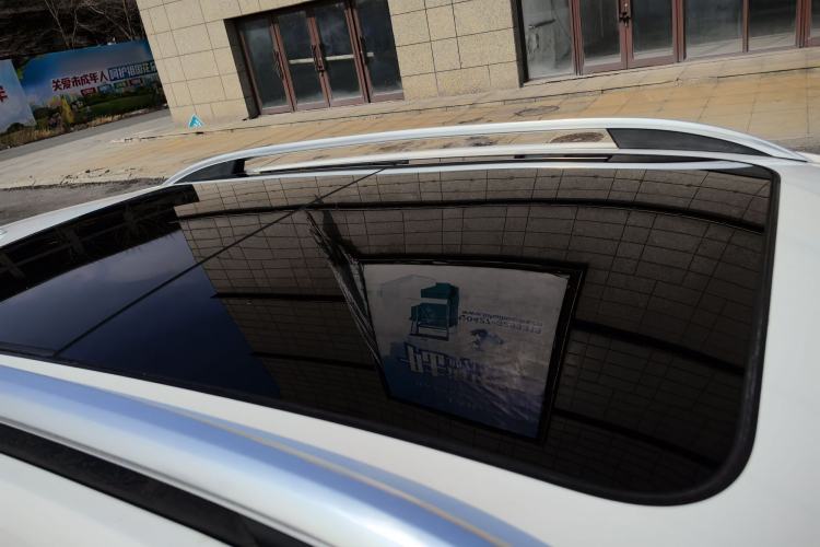 Used Roewe RX5 2016 20T Two-Wheel Drive Automatic Internet Smart Edition