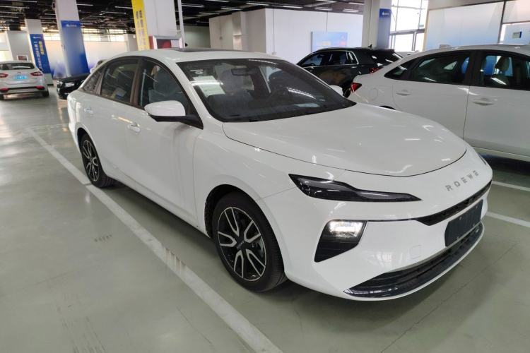 Used Roewe D6 2025 450km Deluxe Edition
