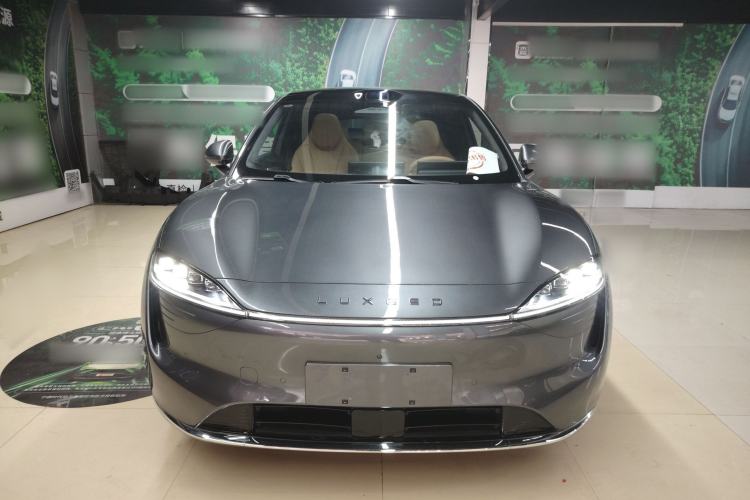 Used Hima Luxeed R7 2024 All-Electric 802 km Max