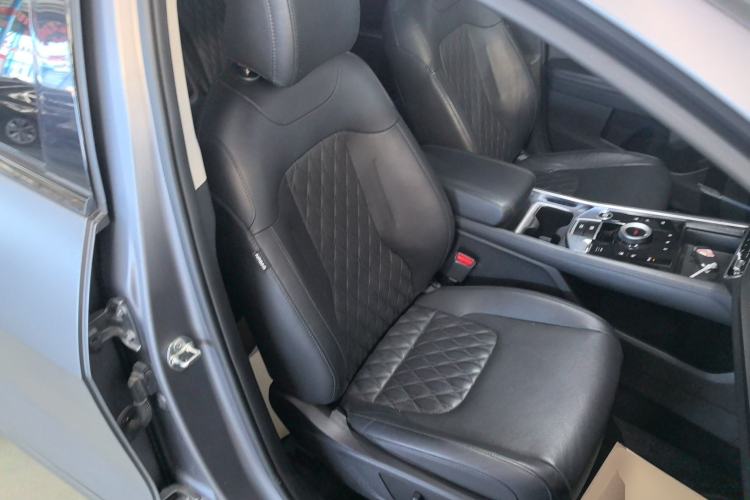 Used Kia Sportage (Chinese Domestic Model) 2023 2.0T Two-Wheel Drive Flagship Edition Right Front Seat