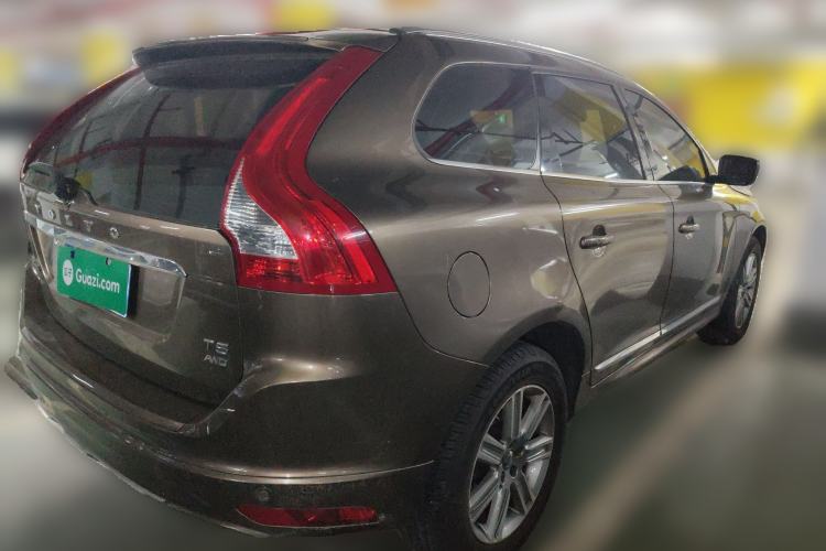 Used Volvo XC60 2015 T5 Smart Upgrade Model
