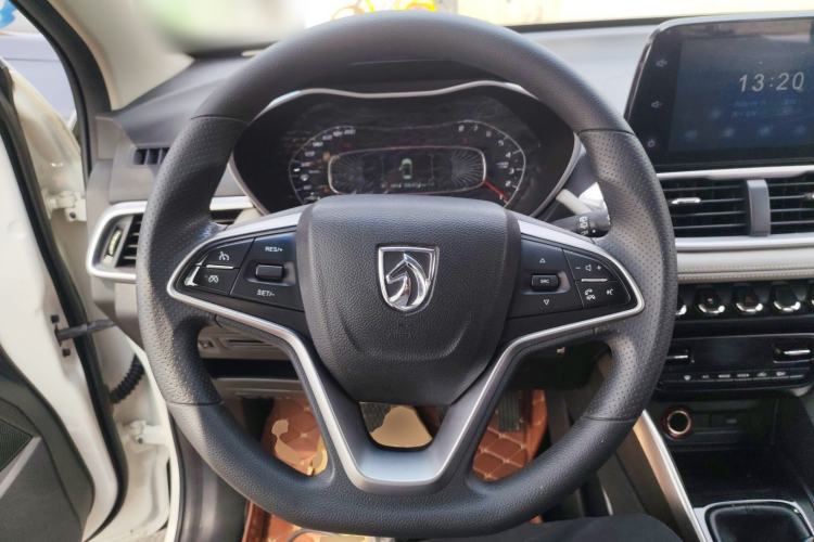 Used Baojun 510 2017 1.5L Manual Fashion Model Steering Wheel