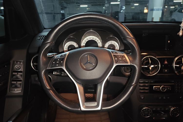 Used Mercedes-Benz GLK-Class 2015 GLK 260 4MATIC Fashion Edition Ultimate Version