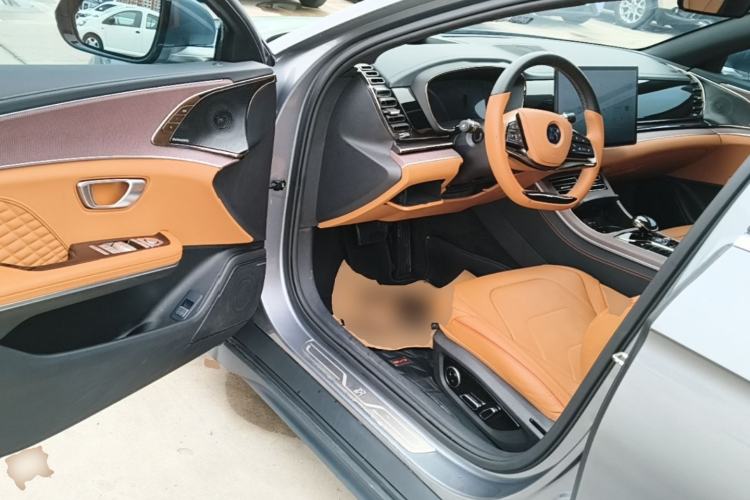 Used BYD Han 2022 EV Genesis Edition 715 km Front-Wheel-Drive Flagship Model
