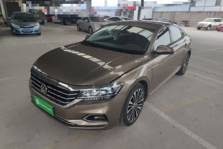 Used Volkswagen Passat 2020 330TSI Luxury Edition China VI