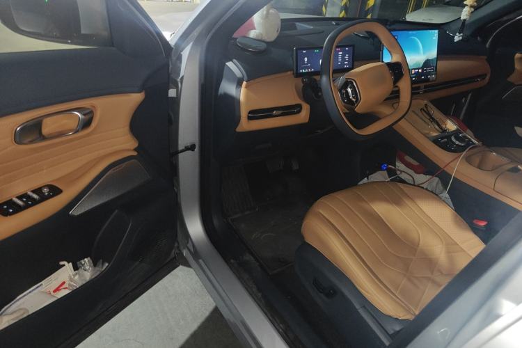 Used Geely Galaxy Galaxy Xingjian 7 EM-i 2025 120km Exploration+ Version