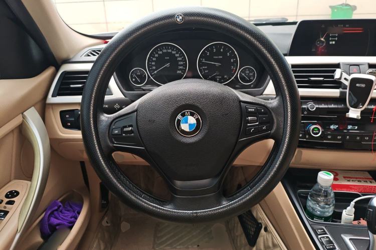 Used BMW 3 Series 2016 320Li Fashion Model Steering Wheel
