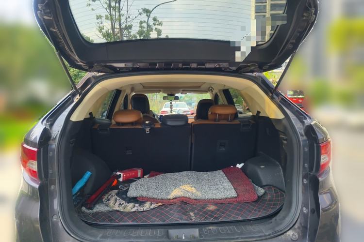 Used Soueast DX7 2015 1.5T Manual Luxury Model
