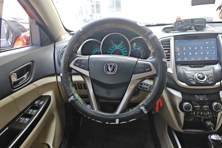 Used CHANGAN Eado 2012 1.6L Manual Luxury Model China IV Standard Steering Wheel