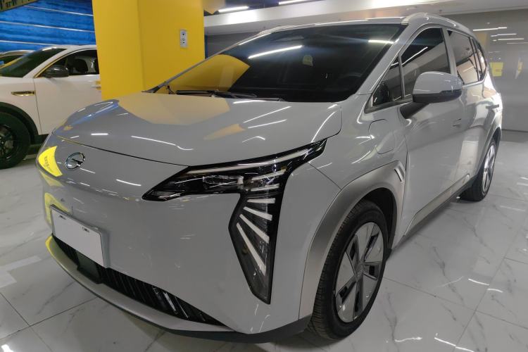 Used AION Y 2024 Younger