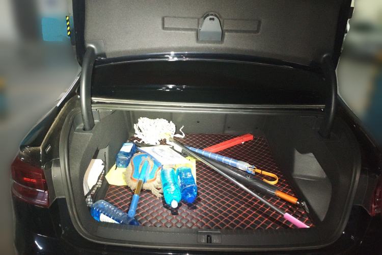 Used Volkswagen Phideon 2018 Revised Version 380TSI Two-Wheel Drive Business Edition