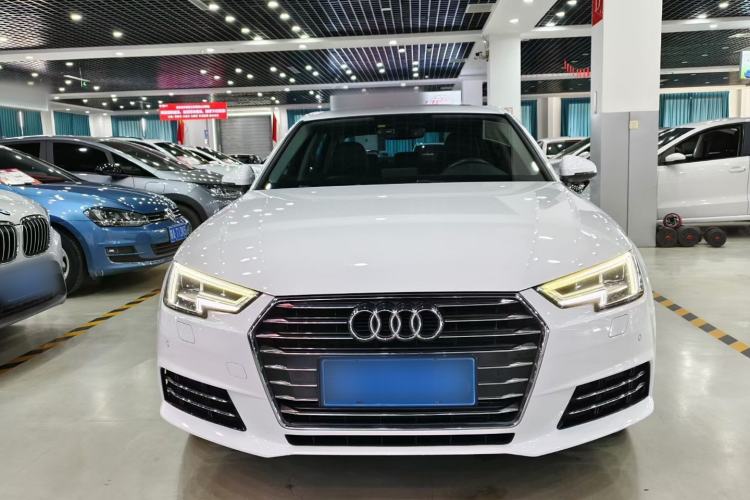 Used Audi A4L 2018 30th Anniversary Edition 40 TFSI Trendy Model
