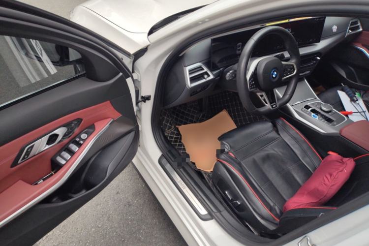 Used BMW i3 2025 eDrive 35 L