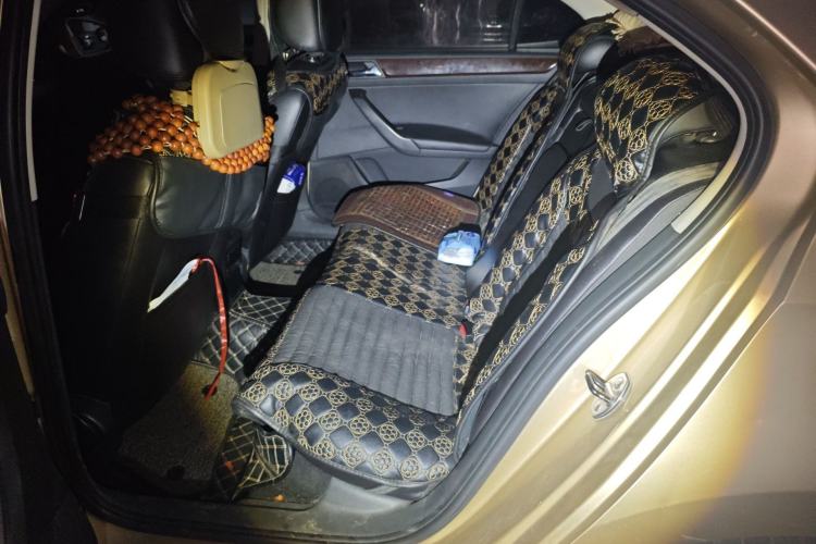 Used Volkswagen Santana 2013 1.6L Automatic Luxury Edition Left Rear Seat