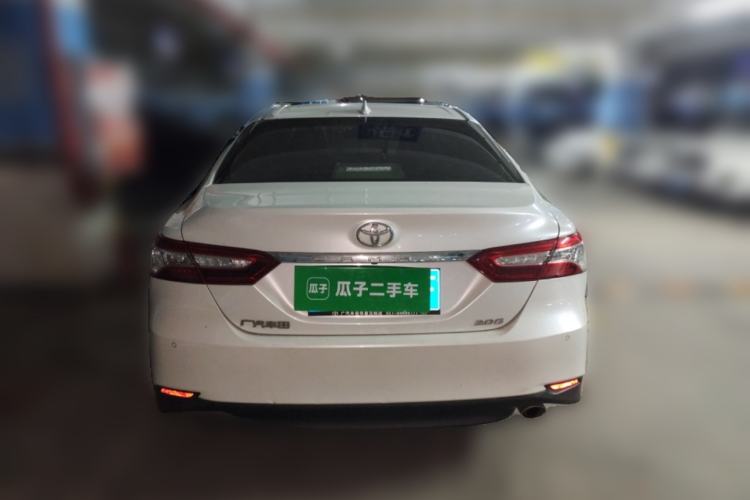 Used Toyota Camry 2021 2.0G Luxury Edition
