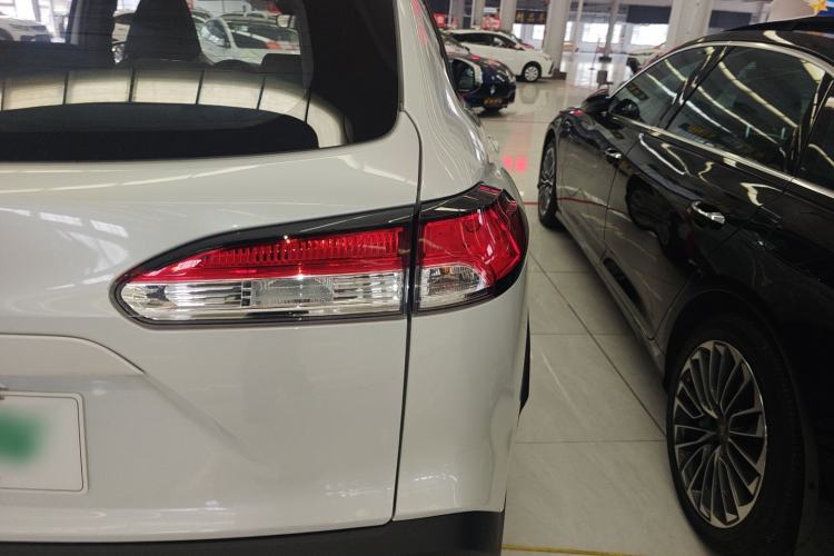 Used Toyota Corolla Cross 2024 2.0L Pioneer Edition
