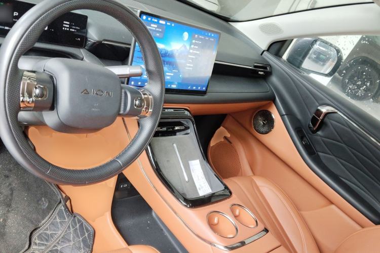 Used AION V 2024 Aion Tyrannosaurus 650 LiDAR Edition