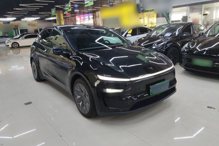 Used Tesla Model Y L 2025 Model Long-Range All-Wheel-Drive Version

