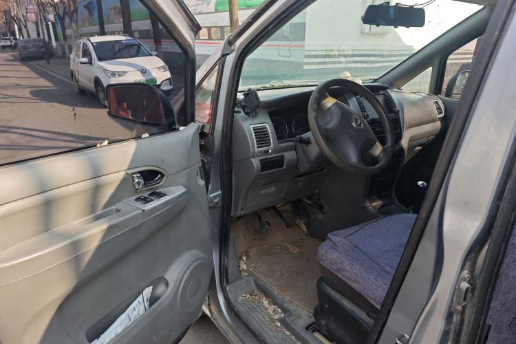 Used Dongfeng Shuaike 2011 1.6L Manual Comfort 7-Seater
