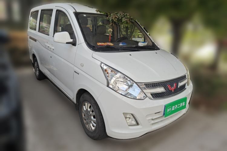Used Wuling Rongguang V 2016 1.5L Standard Version
