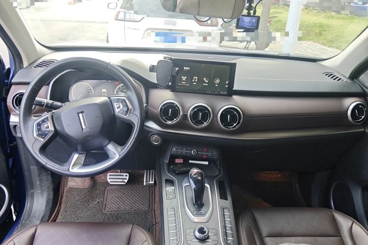 Used Wey VV6 2018 2.0T Two-Wheel-Drive Ultra-Luxury Version China V Standard