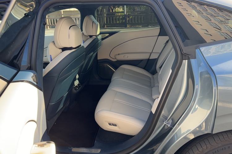 Used Zeekr 007 2025 Rear-Drive Intelligent Driving Version 75 kWh