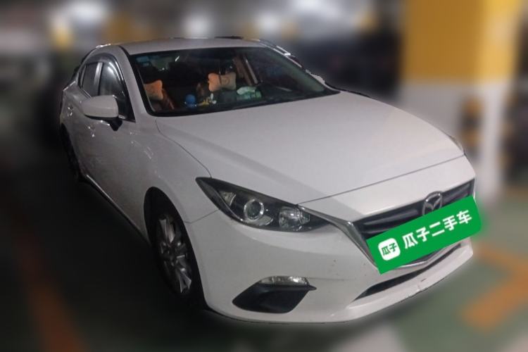 Used Mazda 3 Axela 2014 Sedan 1.5L Automatic Comfort Model

