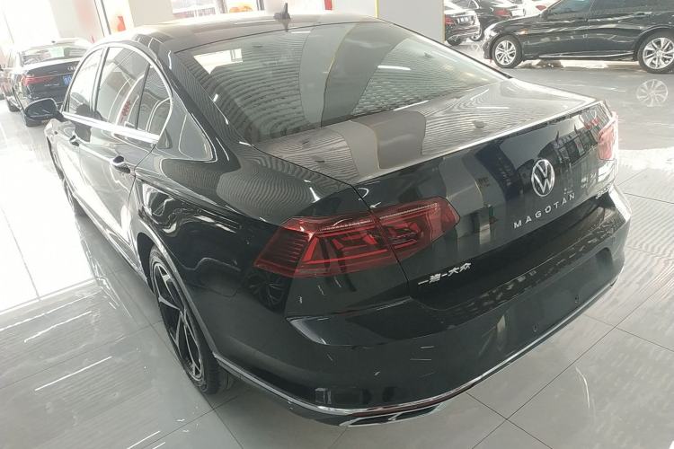 Used Volkswagen Magotan 2023 2 Million Units Commemorative Edition 330TSI DSG Luxury Version Rear Left 45 Deg