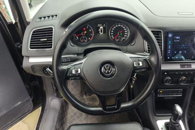 Used Volkswagen Sharan 2016 380TSI Comfort Edition 7-Seater Steering Wheel