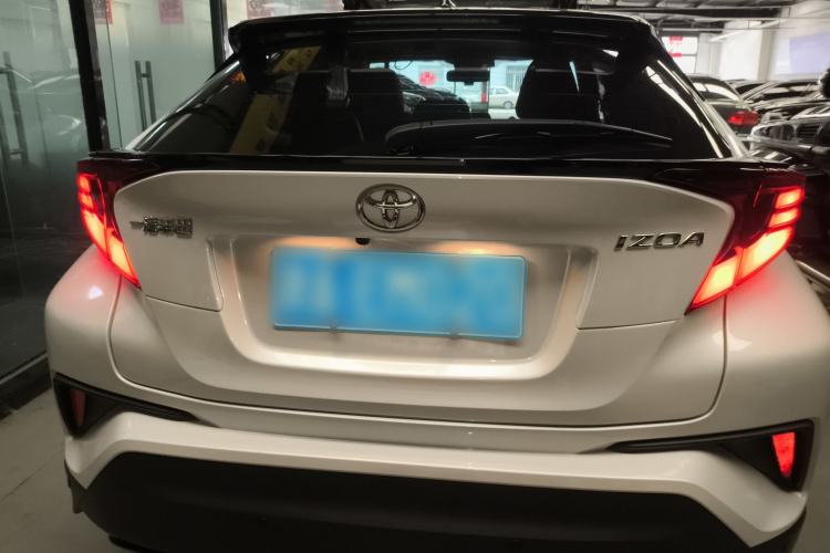 Used Toyota IZOA 2021 2.0L Yichi Version
