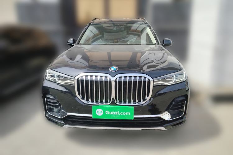 Used BMW X7 
