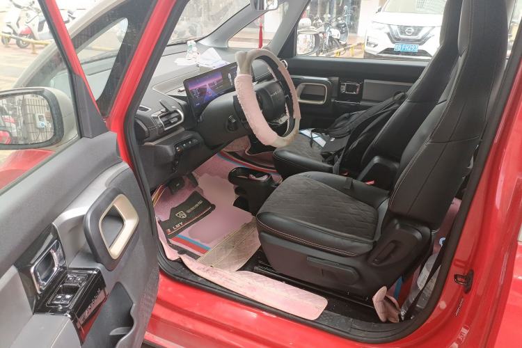 Used Baojun KiWi EV 2023 Smart Luxury Edition Lithium Iron Phosphate Driver Seat