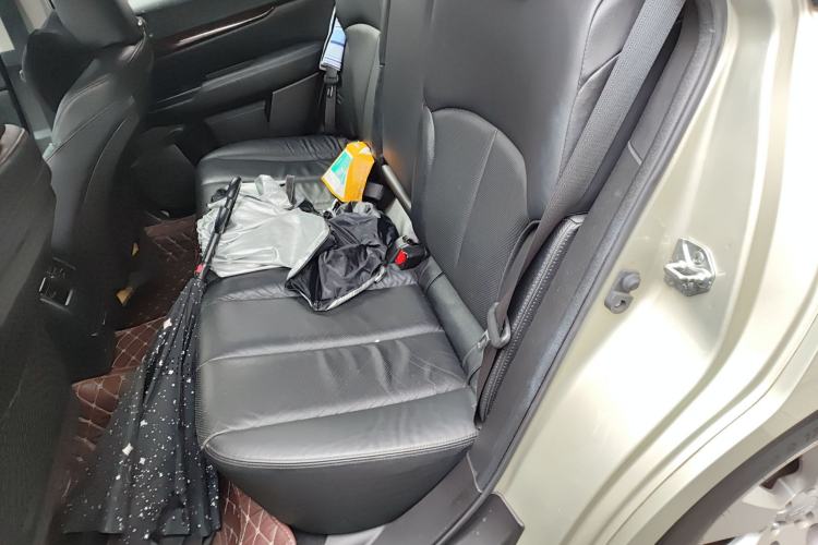 Used Subaru Outback 2012 2.5i Luxury Edition
