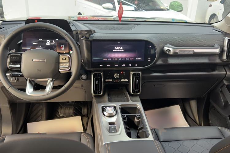 Used Haval DARGO 2024 1.5T DCT Border Collie Edition Interior 6