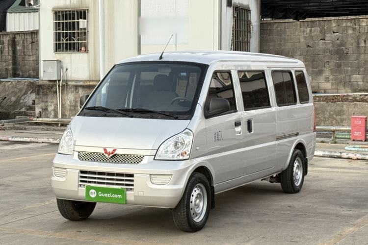 Used Wuling Rongguang EV 2022 Basic Passenger Bus Powered by Penghui Battery