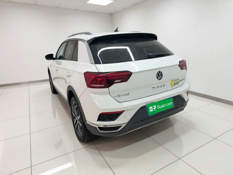 Used Volkswagen T-ROC 2022 280TSI DSG Two-Wheel Drive Elite PLUS — 4