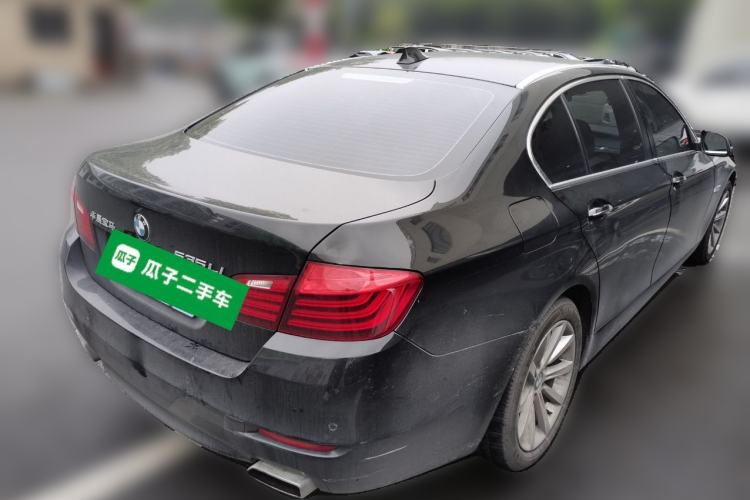 Used BMW 5 Series 2014 535Li Leading Model Rear Right 45 Deg