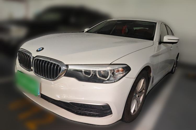 Used BMW 5 Series BMW 520i 2018, 2.0T automatic, 5 seats (parallel import)