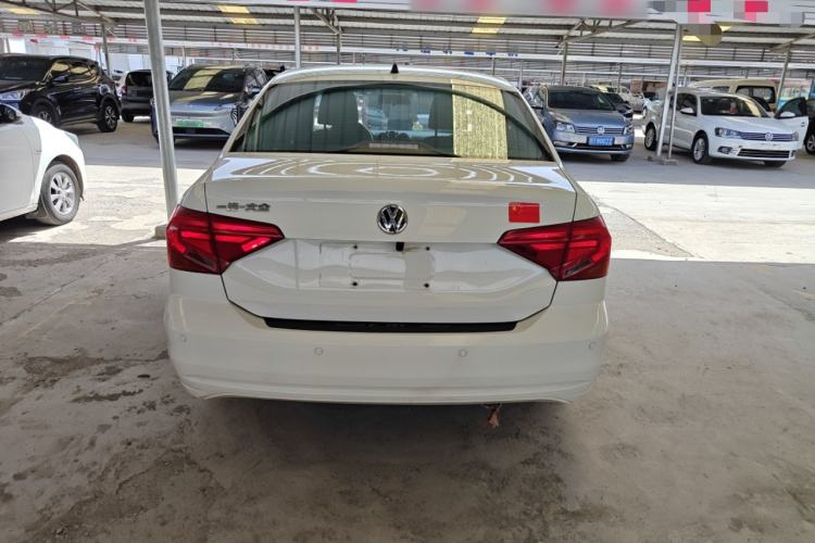 Used Volkswagen Jetta 2017 1.4L Manual Fashion Edition