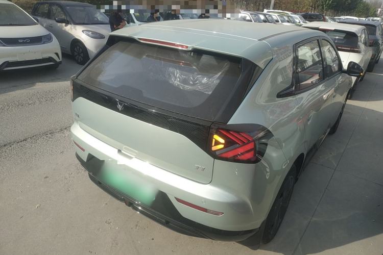 Used ARCFOX T1 2025 Model 320 PLUS