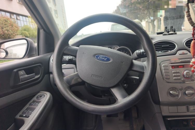 Used Ford Focus 2012 Hatchback Classic 1.8L Manual Base Model Steering Wheel