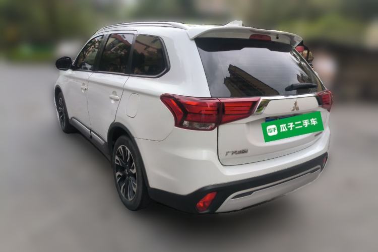 Used Mitsubishi Outlander 2019 2.0L Two-Wheel Drive Comfort Edition 5 Seats China V Standard Rear Left 45 Deg