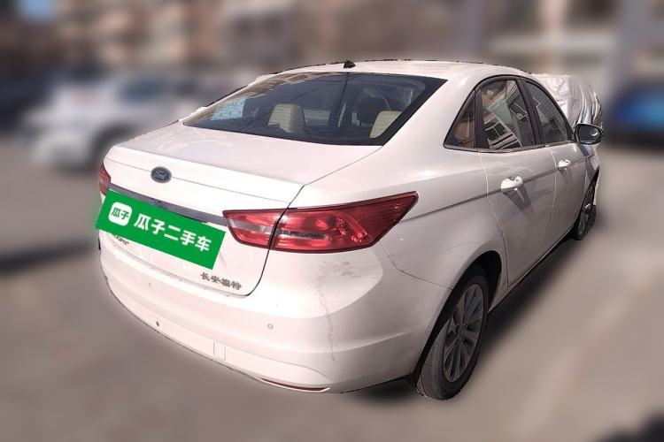 Used Ford Escort 2015 1.5L Automatic Fashion Model