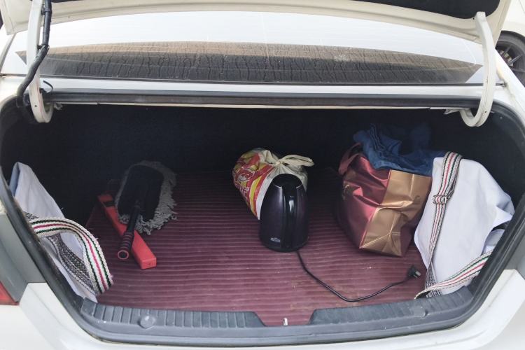 Used Hyundai Sonata 2013 2.0L Automatic Luxury Edition Trunk