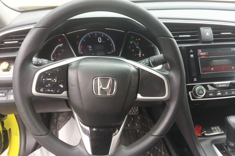 Used Honda Civic 2019 220TURBO CVT Dynamic Edition China VI Emission Standard Steering Wheel