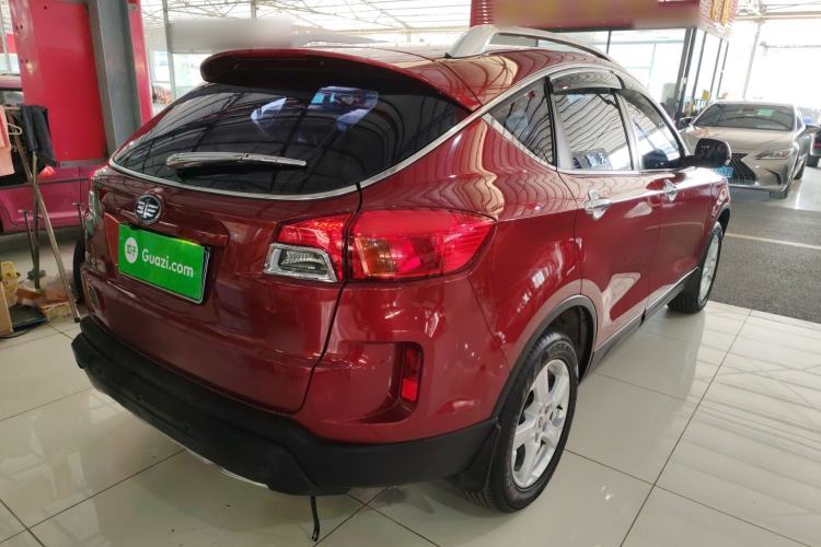 Used Bestune X80 2013 2.0L automatic comfort version
