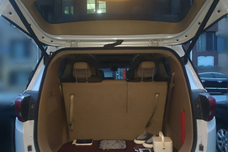 Used Buick GL8 2017 ES 28T Luxury Model China V Standard Trunk