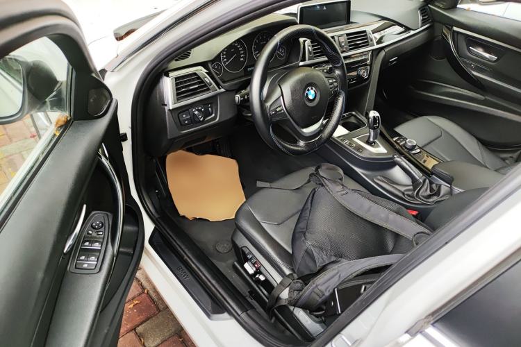 Used BMW 3 Series 2017 320Li Fashion Model
