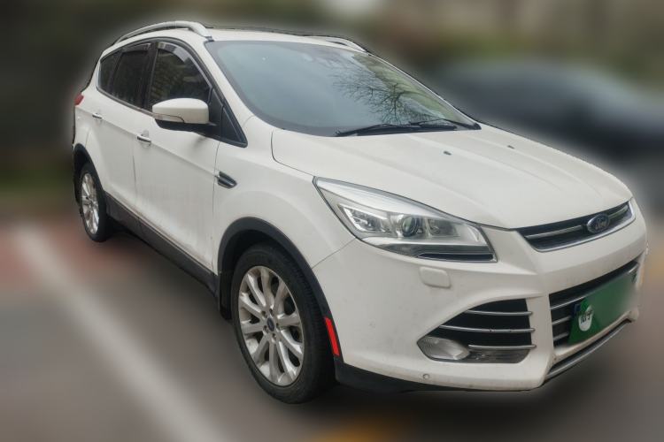 Used Ford Kuga 2015 2.0L GTDi Four-Wheel Drive Prestige Model Front Right 45 Deg