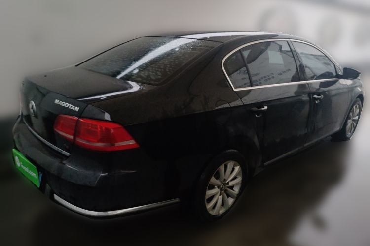 Used Volkswagen Magotan 2013 1.8TSI Luxury Model Rear Right 45 Deg